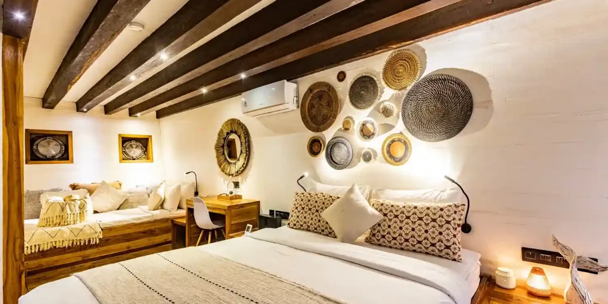 Fenides Master Cabin - Komodoluxury