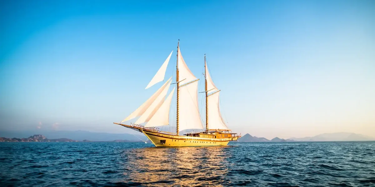 Lamima Yacht Cruise Phinisi Charter by Komodo Luxury