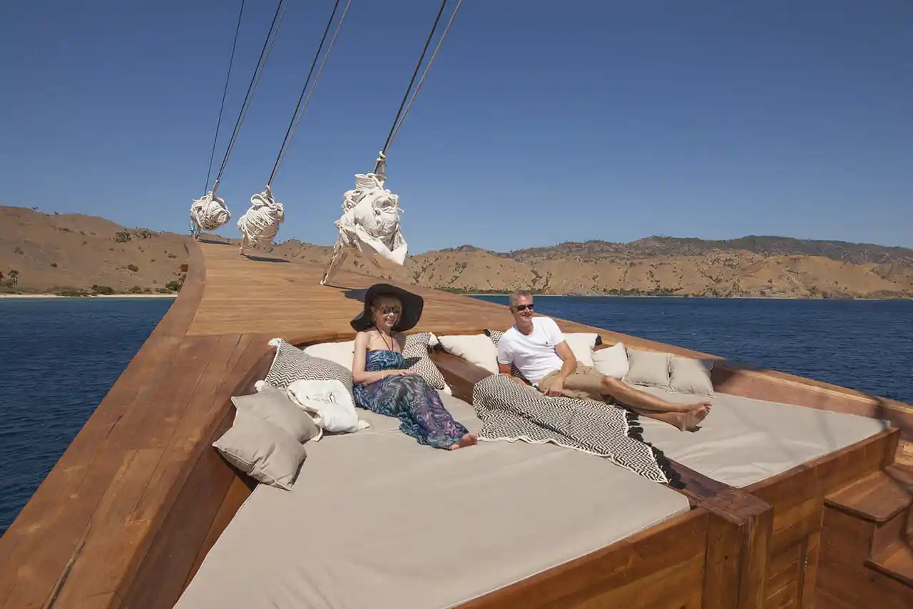 Prana Sailing Komodo Island