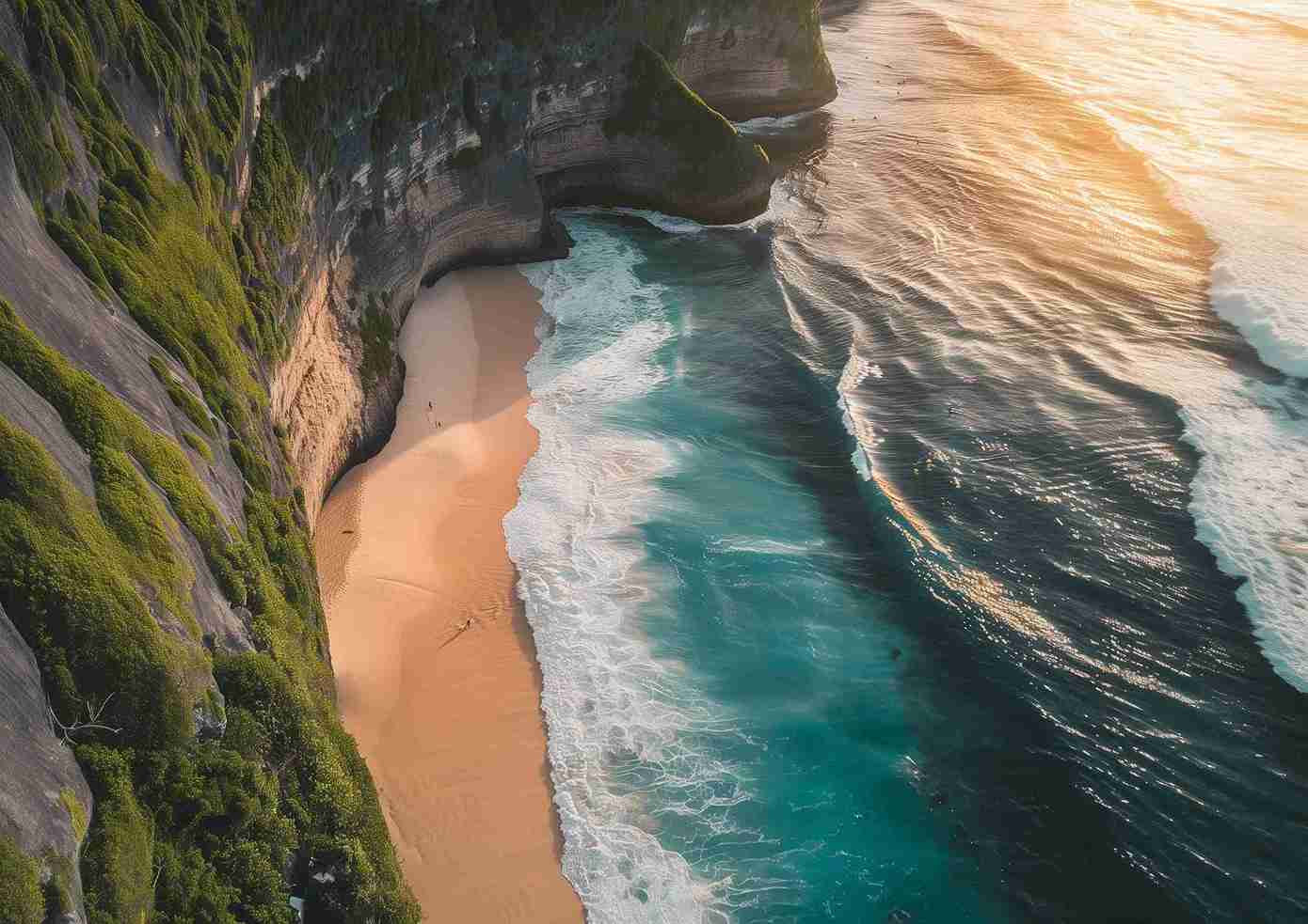 Drone view kelingking beach, Nusa Penida, Bali