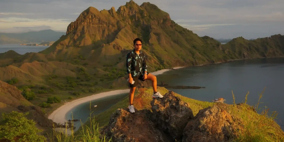 Sunrise at Padar Island | Komodo Luxury