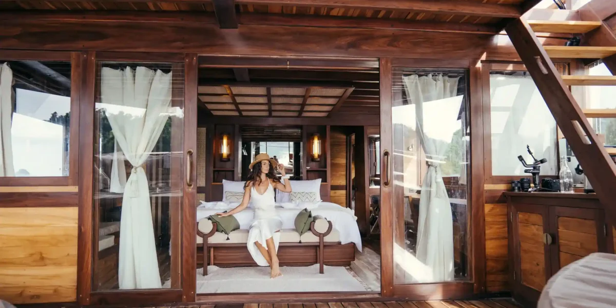 Raja Ampat Liveaboard | Komodo Luxury