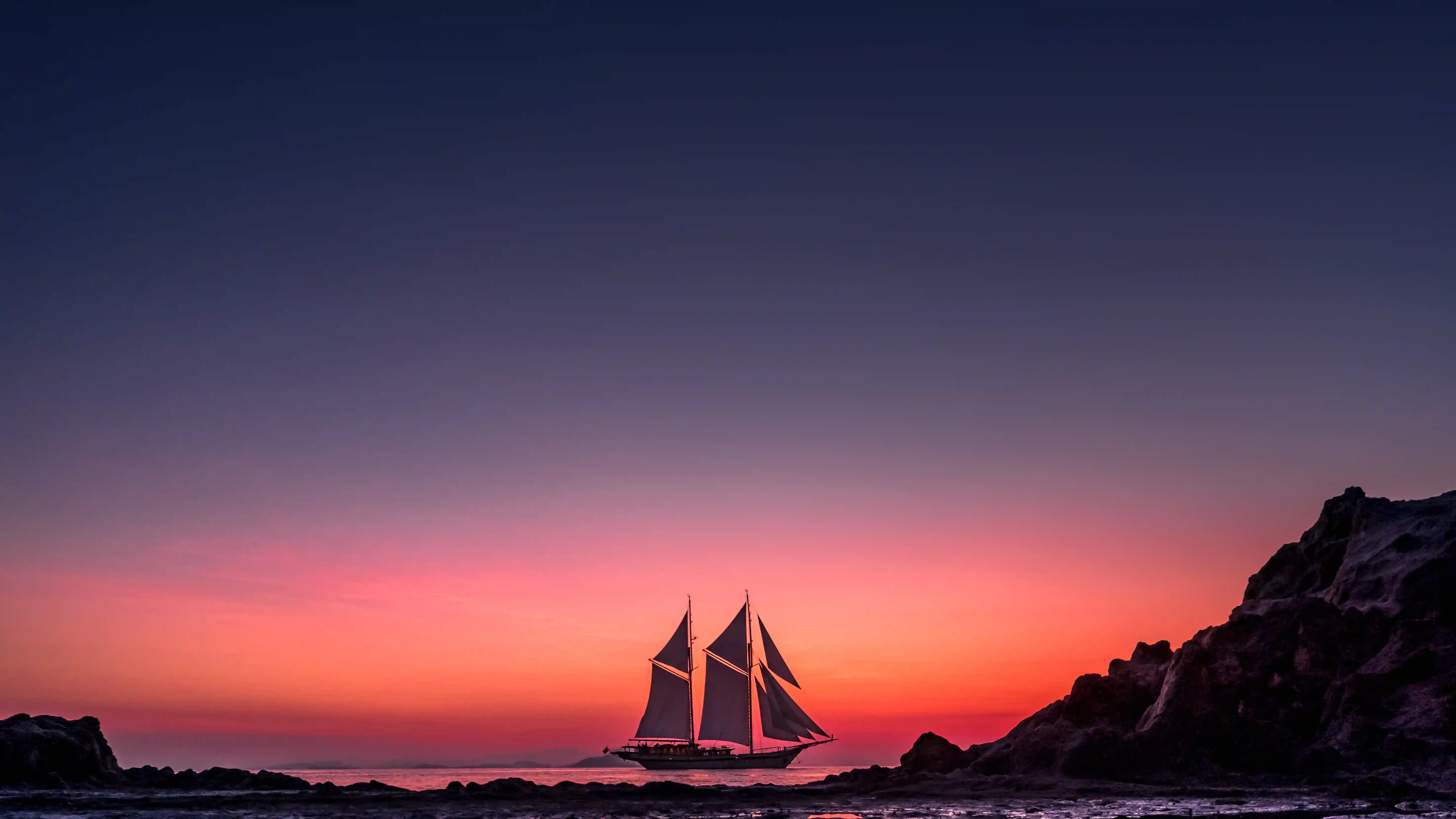 Padar island Komodo Luxury