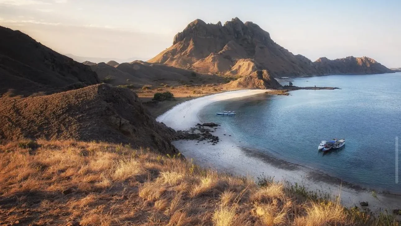 Padar Island | Komodo Luxury