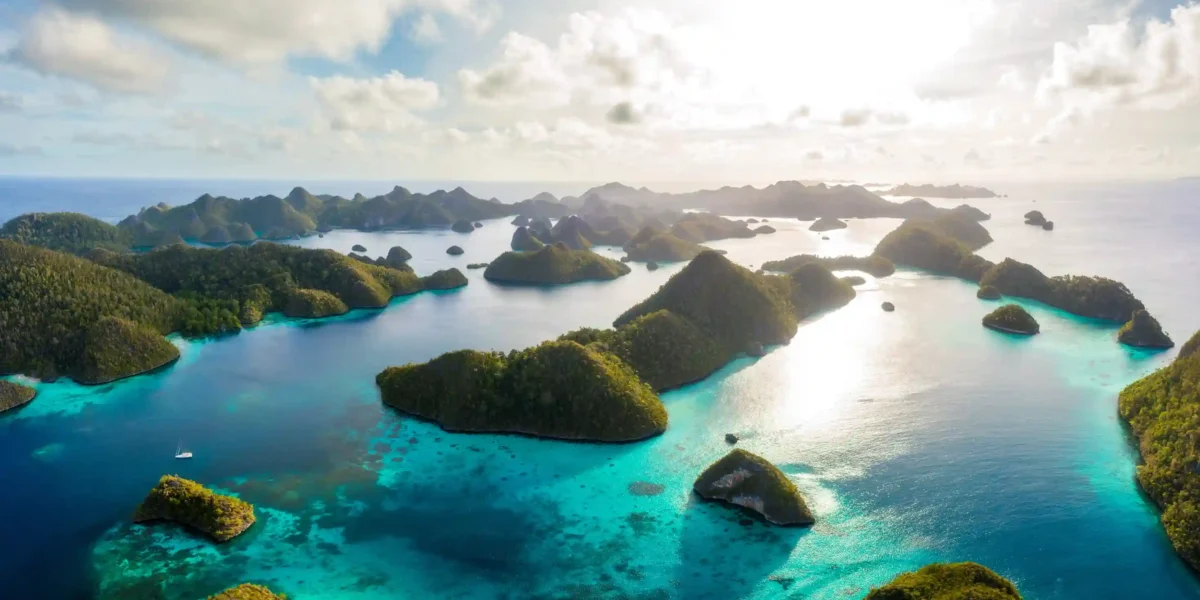 Wayag Island on Raja Ampat | Komodo Luxury | Luxury Sailing