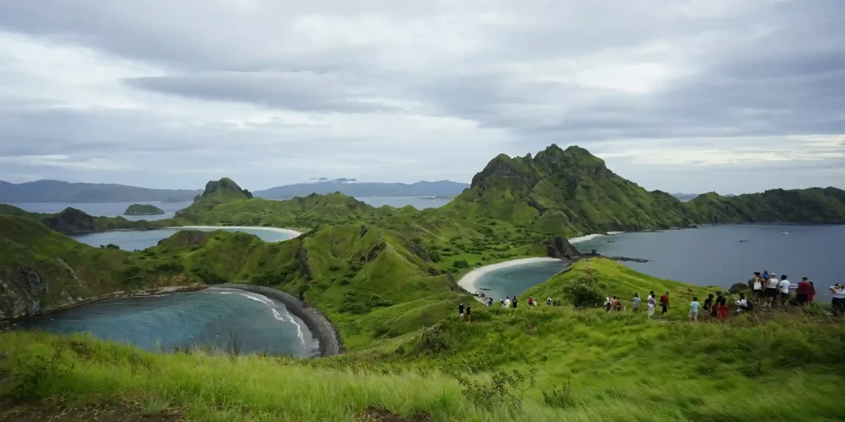 Beautiful Padar Island Komodo | Green Season Komodo | Komodo Luxury