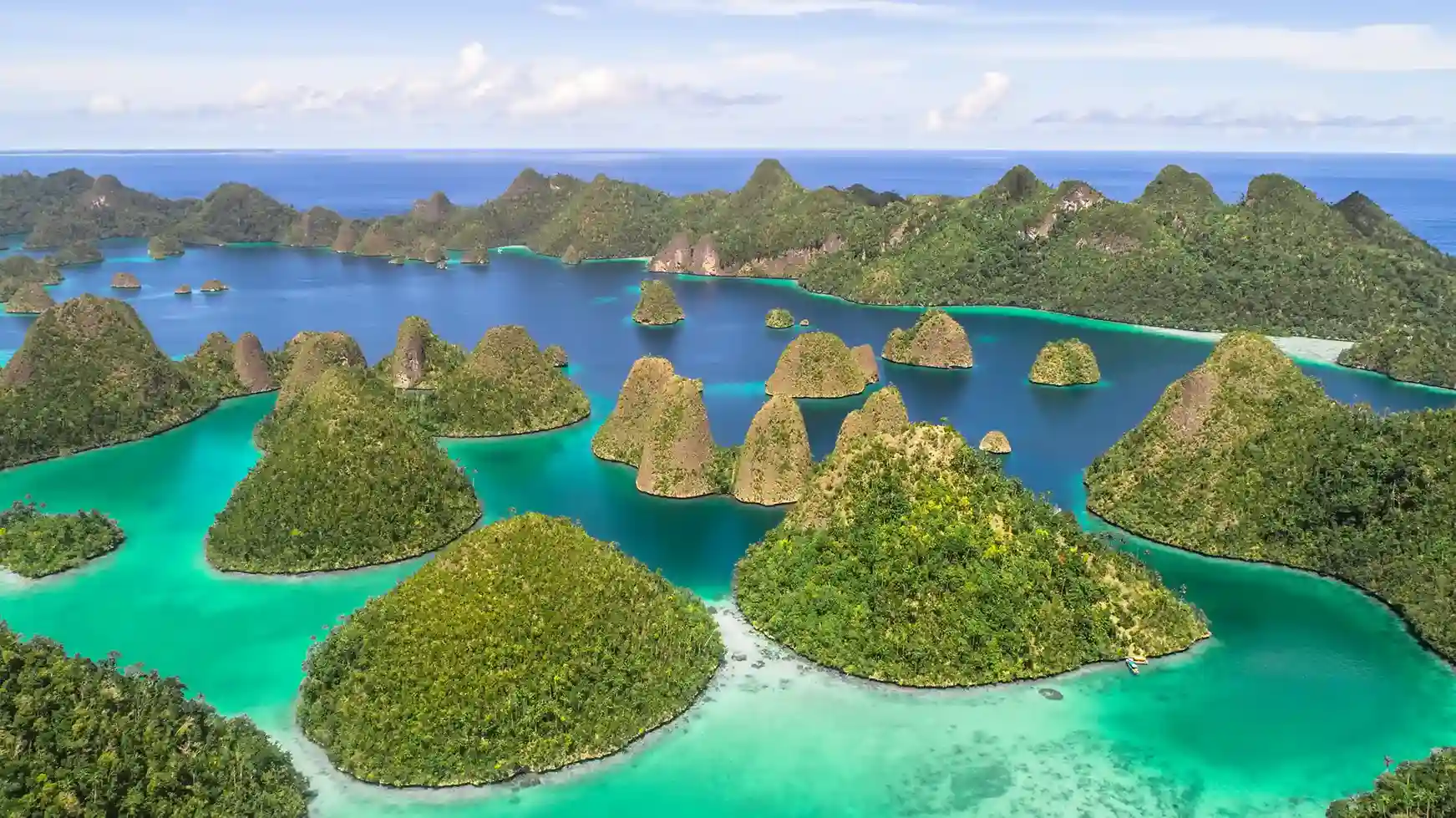 Wayag Island Raja Ampat | Komodo Luxury