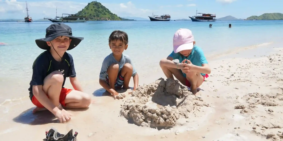 Kids Enjoying Moment at Kelor Island's Beach | Komodo Island Tour | Komodo Luxury