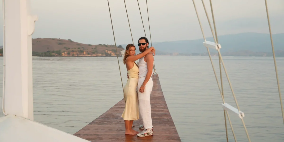 Honeymoon Yacht Charters in Indonesia | Komodo Luxury