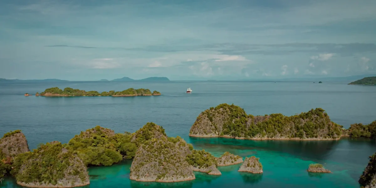Raja Ampat | Raja Ampat Liveaboard | Komodo Luxury