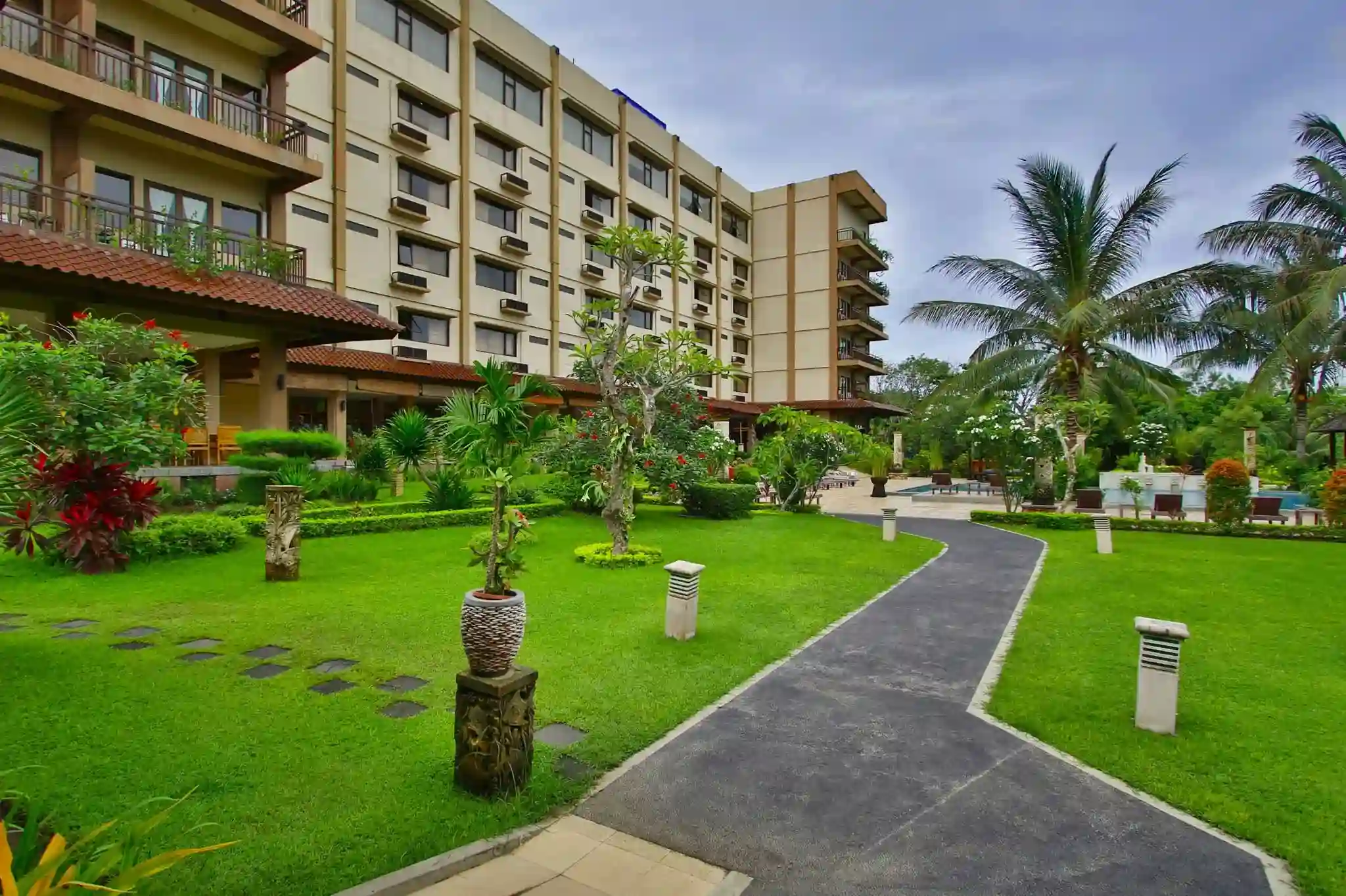 Jayakarta Suites Komodo Flores | Luxury Accommodation Komodo Luxury